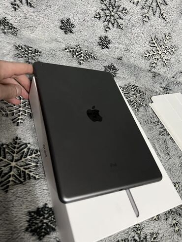 ipad 10 gen: Планшет, Apple, память 128 ГБ, 10" - 11", Wi-Fi, Б/у, цвет - Серый