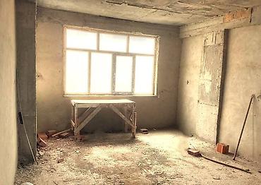 Mənzillər: Bakıxanov qəs., 3 otaqlı, Yeni tikili, 121 kv. m — 6