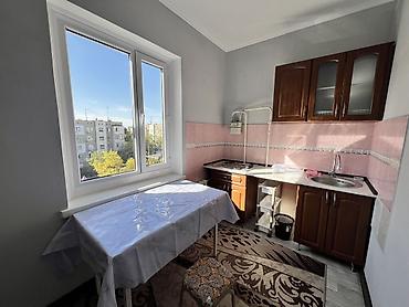 Продажа квартир: 1 комната, 34 м², 105 серия, 5 этаж, Свежий ремонт — 4