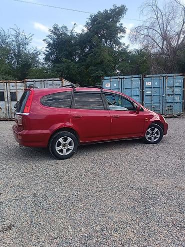 ящик портер 2: Honda Stream: 2001 г., 2 л, Механика, Газ, Минивэн — 7