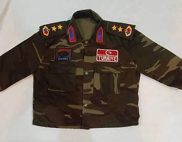 Верхняя одежда: Продаю много детских вещей возраст от новорожденных до 8 лет. б/у — 8