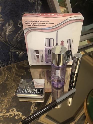 maskara: Clinique “Full Face Forward: Nude Mood” makiyaj dəsti Dəst tərkibi: - — 1