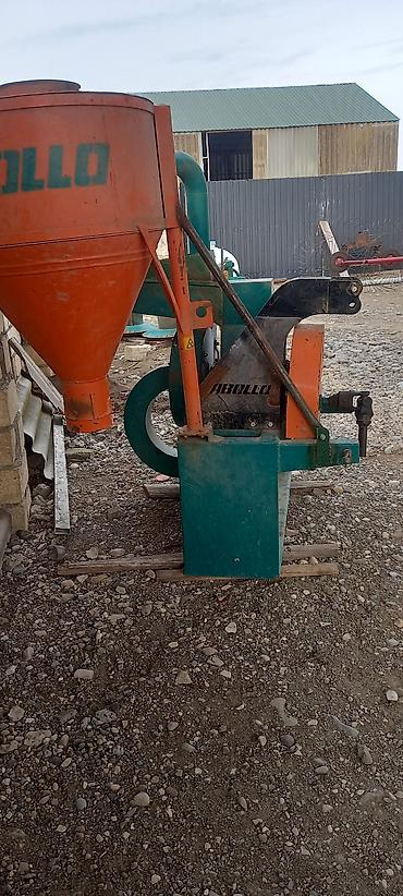 ensinger traktor: Abollo yem üyüdüb‑qarışdıran aparat (traktor PTO ilə işləyən) - — 2