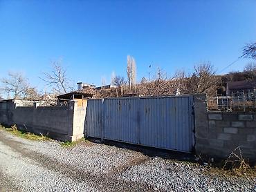 Продаётся участок с домом в селе Беш-Күнгей Участок площадью 8,5 соток