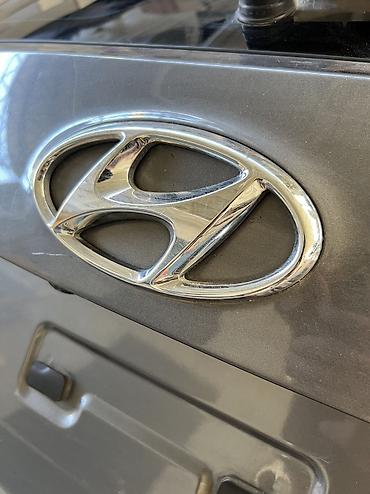 хундаи кона: Крышка багажника Hyundai, 2018 г., Б/у, Оригинал — 6