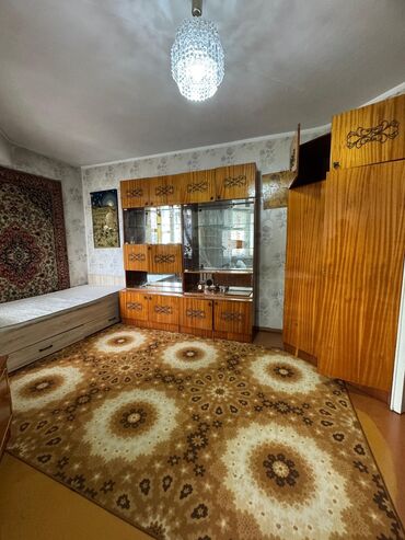 продаю или меняю с доплатой: 1 бөлмө, 41 кв. м, Жеке план, 4 кабат, Эски ремонт