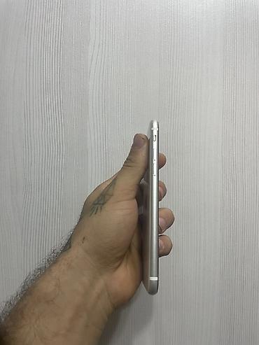 se 2022: IPhone SE 2020, 64 GB, Ağ, Qırıq — 4