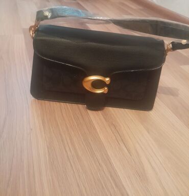 qaqa desti: Qadın çantaları dəsti 1) Qara çiyin/çarpaz çanta: - Material