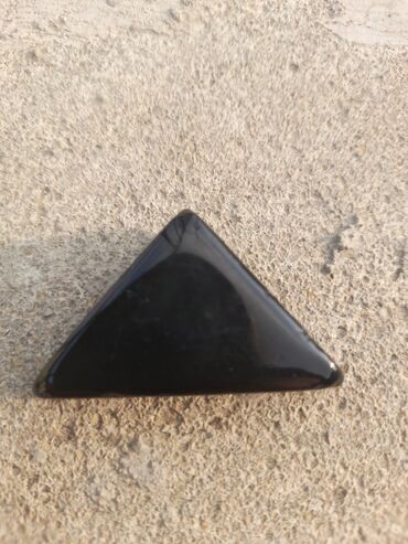 Breloklar: Satıram.qiymət razılaşma yolu ilə - Kompakt ölçü: təxmini 3–4 sm — 1