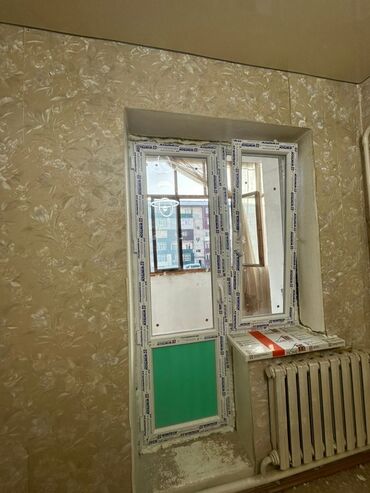 отпугиватель голубей: ПВХ-окна с выходом на балкон - Материал профиля: пластиковый (ПВХ)