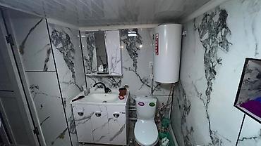 Продажа коттеджей и домов: Срочно продаю Дом, участок 7 сот. Токмок ул Молодежная, сахзавод — 1