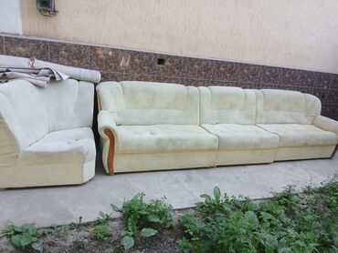 диван в комплекте с креслами: Бурчтук диван, түсү - Саргыч боз, Колдонулган