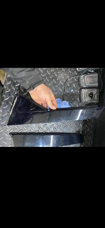 dobar punjac za akumulator: AUDI Q5 2 LAJSNA 80A839903 | Audi delovi ZEMUN 06******** — 3