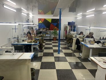 продаю магазин в бишкеке: Продается действующий швейный цех в г. Кант