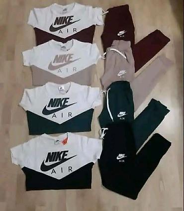 deca sorc: Komplet dostupan S M L XL XXL Cena 2700dinara
💋 — 1