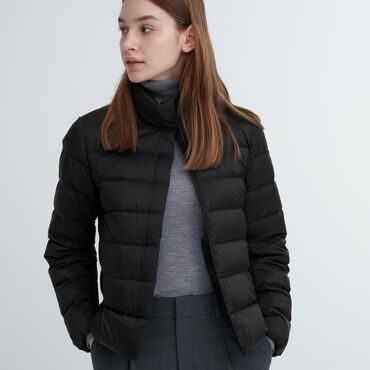 uniqlo куртки женские: Пуховик, Короткая модель, Ультралегкий, XL (EU 42)
