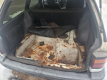 Volkswagen: Volkswagen Passat Variant: 1991 г., 1.8 л, Механика, Бензин, Универсал — 14