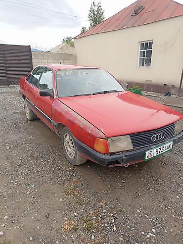 айди а6: Audi 100: 1984 г., 2.2 л, Механика, Бензин, Седан — 3