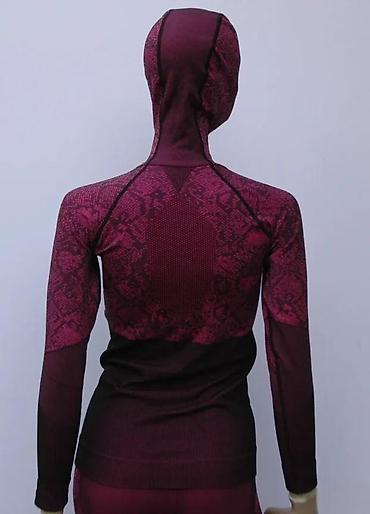 Kompleti: Ženski termo komplet koji uključuje gornji deo sa kapuljačom i duge — 15