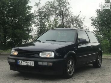 Volkswagen: Volkswagen Golf: 1.8 л, Газ