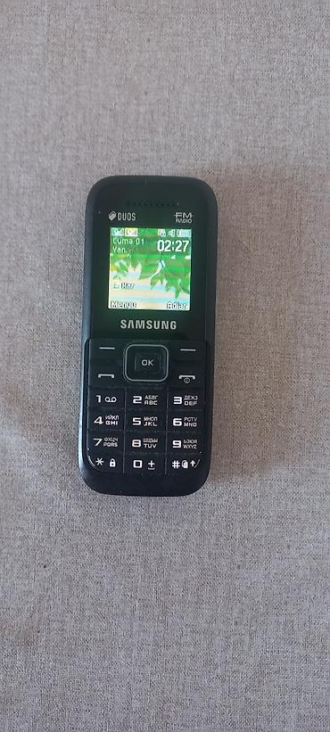 samsung sadə telefonlar: Samsung rəng - Qara, İki sim kartlı — 1
