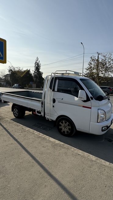 Hyundai: Hyundai Porter: 2021 г., 2.5 л, Автомат, Дизель, Бус — 8