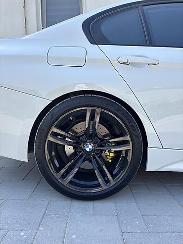 İki ədəd Pirelli Pzero PZ4 Ulduzlu təkər (BMW üçün) Radius təkər lalafo.az -da İki ədəd Pirelli Pzero PZ4 Ulduzlu təkər (BMW üçün) Radius təkər