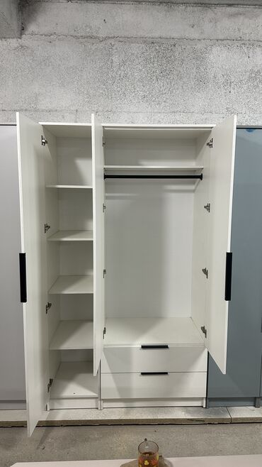 Шкафы для одежды: Шкаф для одежды, Новый, Прямой, ЛДСП — 2