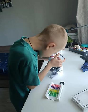 Игрушки: 🔬 Детский микроскоп с набором Микроскоп с подарочной коробкой и — 7