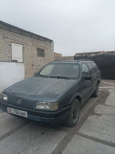 блок пассат: Volkswagen Passat: 1989 г., 1.8 л, Механика, Бензин