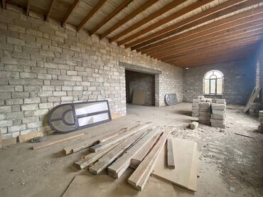 Həyət evləri və villaların satışı: Bine atciliqda ev satilir Satılır: geniş həyət sahəsi olan iki — 14