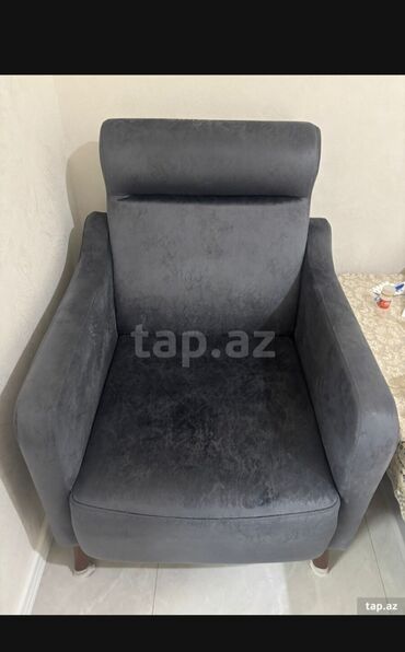 Qonaq otağı dəstləri: İşlənmiş, Masa və oturacaqlar, Divan, Kreslolar, Kredit yoxdur, Türkiyə — 2