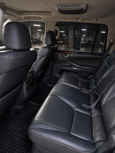 купить резину r18: Lexus LX: 2008 г., 5.7 л, Автомат, Газ, Внедорожник — 6