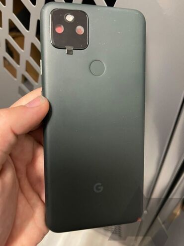 телефон бу 2000: Google Pixel 5A 5G, Б/у, 128 ГБ, цвет - Серебристый, eSIM