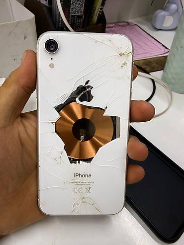 iphone 4: Все родное кроме аккумулятора телефон в отличном состоянии торг — 1