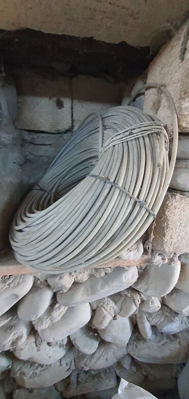 Digər metal məhsullar: Tros. İzolyasiya olunanda var. Qiymet ölçüye görə deyisir. 50 — 11