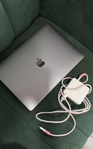 dji air 3: MacBook Pro 13" (2022) на чипе Apple M2 Характеристики: - Дисплей — 1