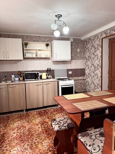 снять дом на месяц: 49 м², 2 комнаты, Подвал, погреб, Забор, огорожен