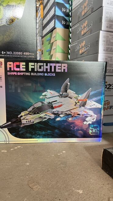 констр: Набор конструктора «Ace Fighter» позволяет собрать модель истребителя