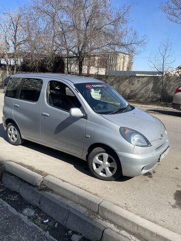 Toyota: Toyota Funcargo: 2000 г., 1.3 л, Автомат, Бензин, Универсал
