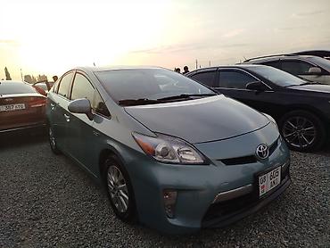 plug in hybrid: Toyota Prius: 2014 г., 1.8 л, Автомат, Гибрид, Лифтбек — 1