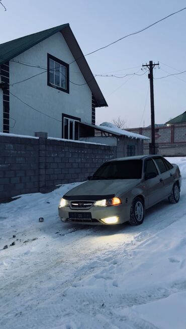 нехся ош: Daewoo Nexia: 2009 г., 1.6 л, Механика, Бензин, Седан