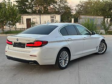 byd e1: BMW 520: 2021 г., 2 л, Автомат, Бензин, Седан — 4