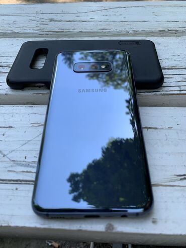 telefoni samsung: Samsung Galaxy S10e, 128 GB, bоја - Srebrna, Dual SIM cards