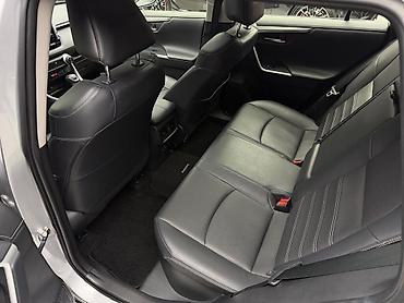 byd e2: Toyota RAV4: 2019 г., 2.5 л, Автомат, Гибрид, Кроссовер — 4