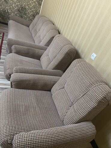 стулья для зала бишкек: Продаю мягкую мебель Надежда в хорошем состоянии, диван раскладной