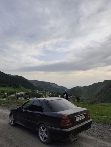 Mercedes-Benz: Mercedes-Benz C-Class: 1994 г., 1.8 л, Механика, Бензин, Седан