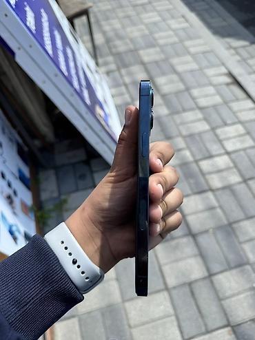 electronics iphone: IPhone 12 Pro Max, 128 GB, Blue Titanium, Simsiz şarj — 2