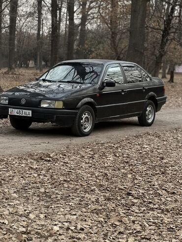 Volkswagen: Volkswagen Passat: 1992 г., 1.8 л, Механика, Бензин — 3