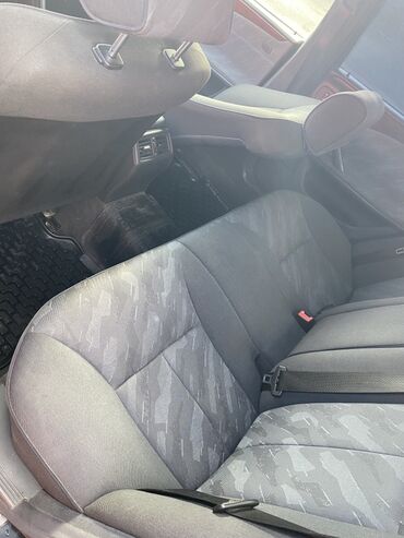 Mercedes-Benz: Mercedes-Benz E-Class (W210) sedan - Kuzov: 4 qapılı sedan, tünd mavi — 12